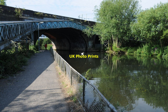 Photo 6"x4" Bridge over the Kennet Reading c2011