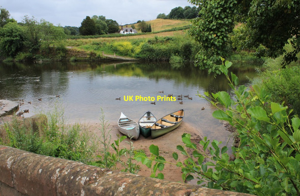 Photo 6"x4" River Severn in summer Upper Arley c2011