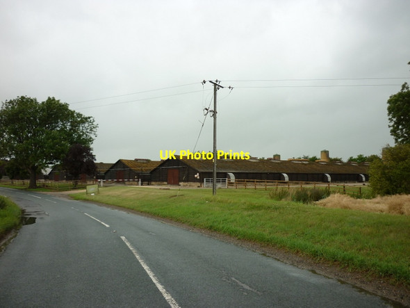 Photo 6"x4" Poultry Houses on Boggart Lane Ulleskelf c2011