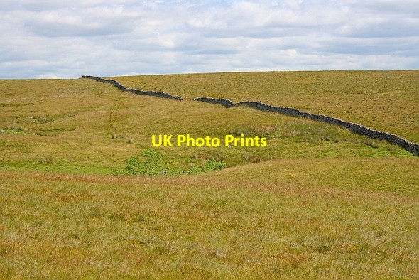 Photo 6"x4" Wall on Clapham Bottoms Newby Cote c2011