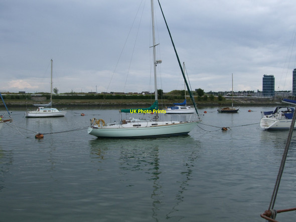 Photo 6"x4" Boats in the River Medway Broad Street\/TQ7671 c2011