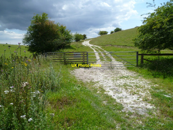 Photo 6"x4" Gate on bridleway going round Harrow Hill to the east (1) North End\/TQ1109 c2011