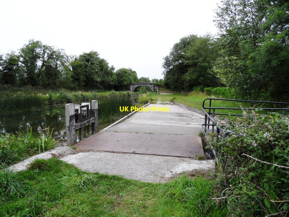 Photo 6"x4" Overflow on the Grand Canal at Cartland Bridge, near Edenderry, Co. Offaly Edenderry c2011