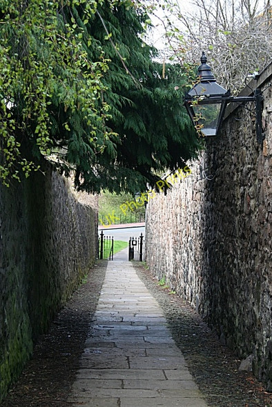 Photo 6"x4" Alley at Duddingston Edinburgh c2008