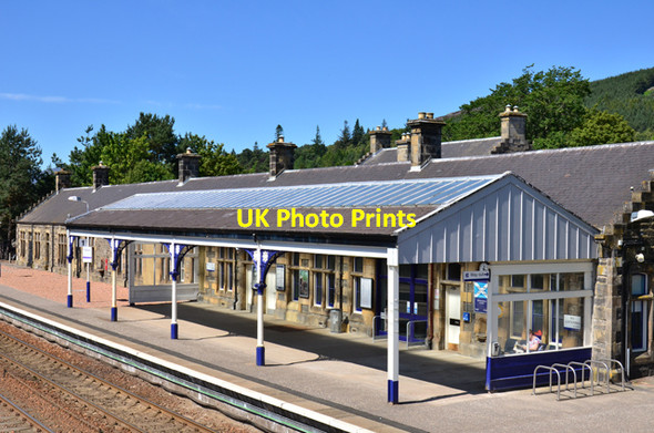 Photo 6"x4" Kingussie railway station Kingussie c2011
