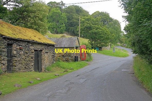 Photo 6"x4" Bampton: Heading out the Village Bampton\/NY5118 c2011
