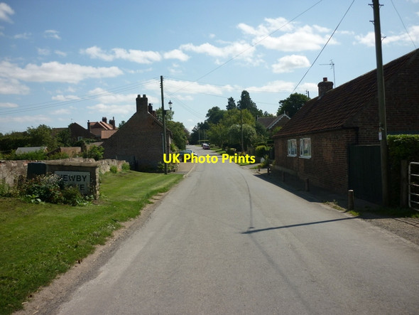 Photo 6"x4" Entering Newby Wiske Newby Wiske c2011