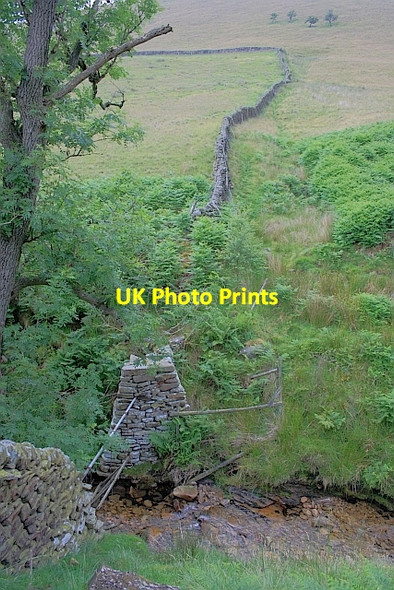 Photo 6"x4" Wall Crossing Crowden Brook Upper Booth c2011