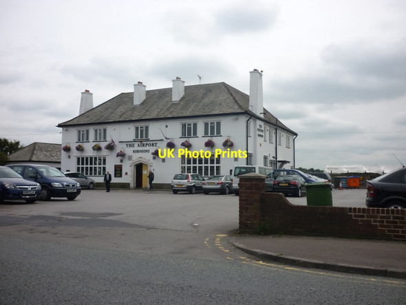 Photo 6"x4" The Airport public house on Ringway Road Moss Nook\/SJ8385 c2011