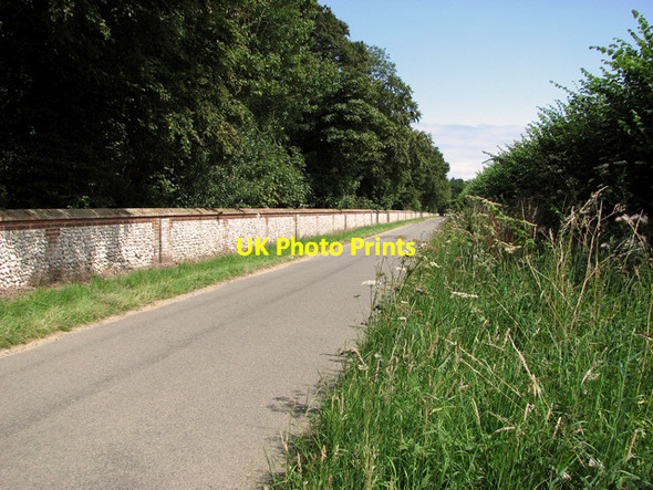 Photo 6"x4" Brick and flint wall surrounding Holkham Park New Holkham c2011