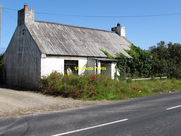 Photo 6"x4" Empty cottage in Ballyalton village Saul\/J5046 c2011