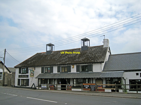Photo 6"x4" The Post Inn goes green Whiddon Down c2011