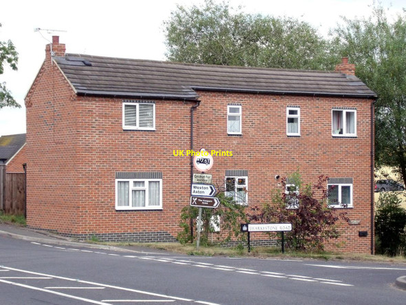 Photo 6"x4" Cuttle Bridge Cottage Swarkestone c2011