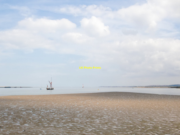 Photo 6"x4" The mouth of the Swale, at low tide Oare\/TR0062 c2011