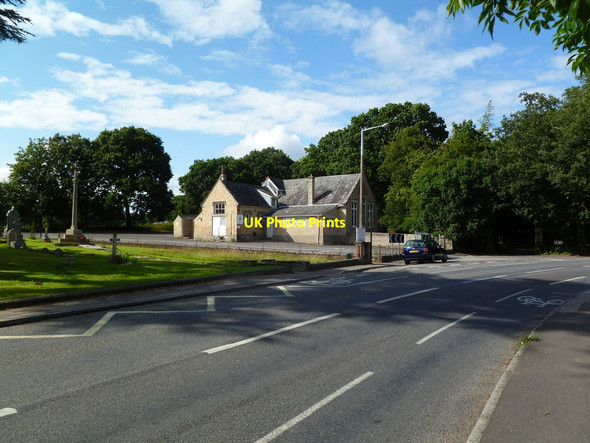 Photo 6"x4" Lytchett Minster, Montessori School Post Green c2011