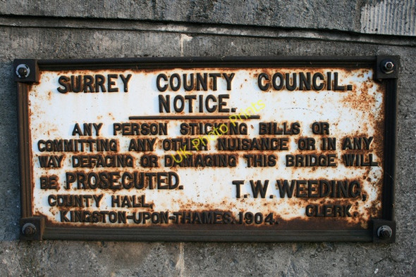 Photo 6"x4" Old sign on Chertsey Bridge Chertsey c2008
