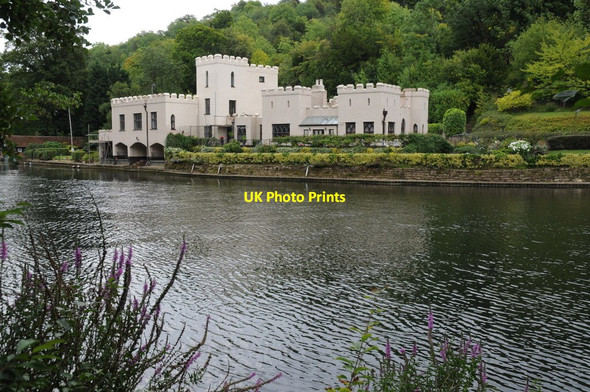 Photo 6"x4" Castellated house on the Thames Marlow\/SU8586 c2011
