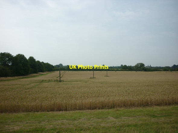 Photo 6"x4" The landing lights for RAF Linton-on-Ouse Linton-on-Ouse c2011