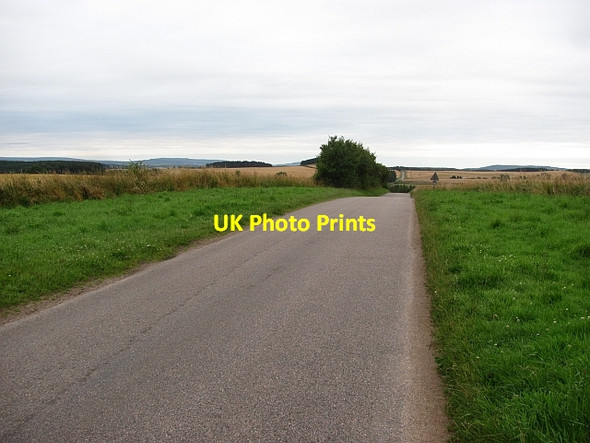 Photo 6"x4" Minor road near Urquhart Urquhart\/NJ2862 c2011