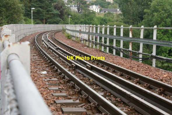 Photo 6"x4" Railway bridge over the Tay at Perth Perth\/NO1123 c2011