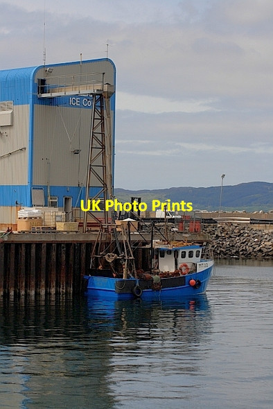 Photo 6"x4" Mallaig Ice Company Courteachan c2011