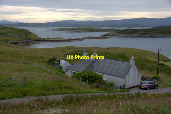 Photo 6"x4" House on Scalpay (Sgalpaigh) Carnach\/NG2297 c2011