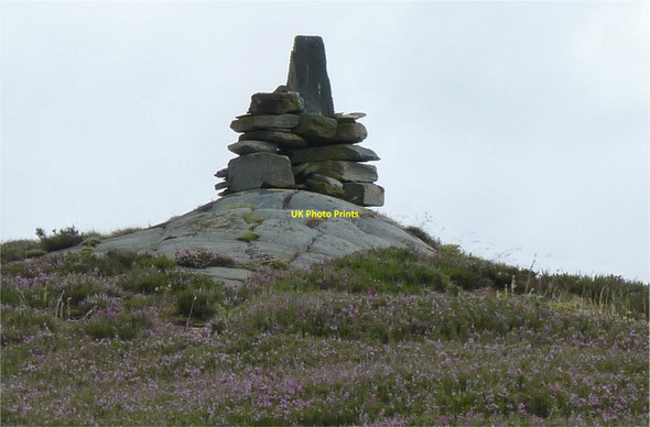 Photo 6"x4" Cairn on an outcrop Craig Gibbon c2011