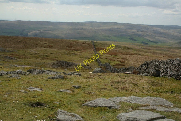 Photo 6"x4" Above Wharfedale Kettlewell c2008