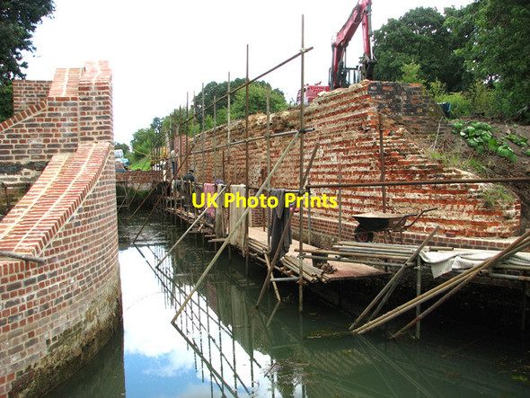 Photo 6"x4" North Walsham & Dilham Canal - restoring Bacton Woods lock North Walsham c2011 P1