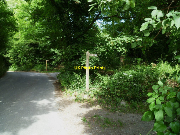 Photo 6"x4" Two bridleways leave the road near Poynings church Poynings c2011