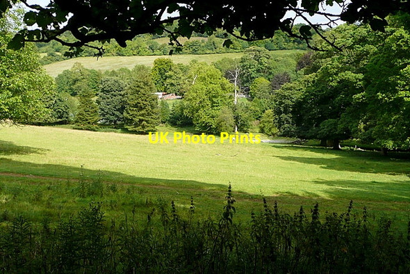 Photo 6"x4" Hughenden estate High Wycombe c2011