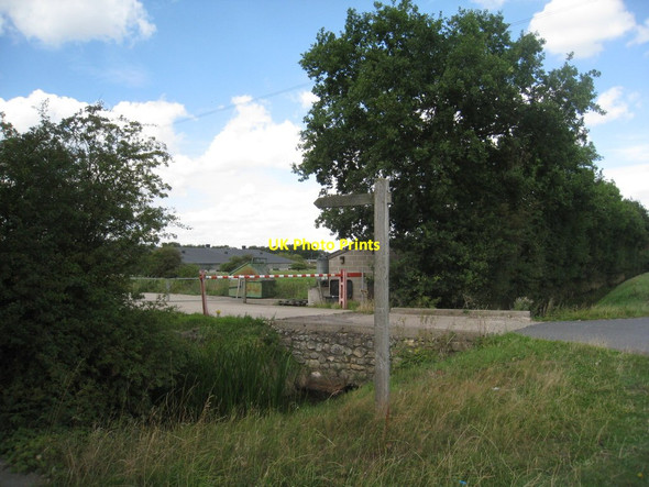 Photo 6"x4" Footpath to Thorney and the entrance to the chicken farm Broadholme\/SK8974 c2011