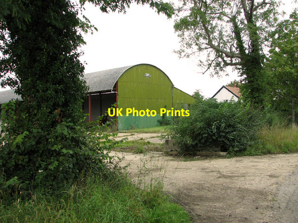 Photo 6"x4" Green shed at Manor Farm, Cole's Green Framlingham c2011