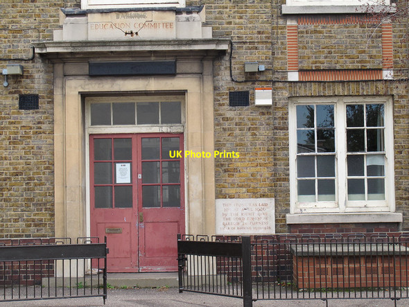 Photo 6"x4" Entrance to Eastbury Comprehensive School Barking\/TQ4484 c2011