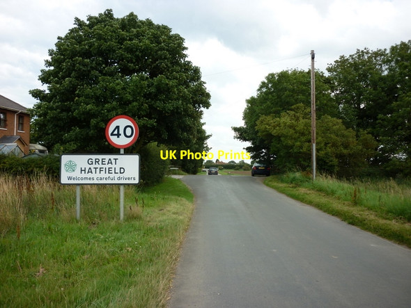 Photo 6"x4" Entering Great Hatfield, East Yorkshire Little Hatfield c2011