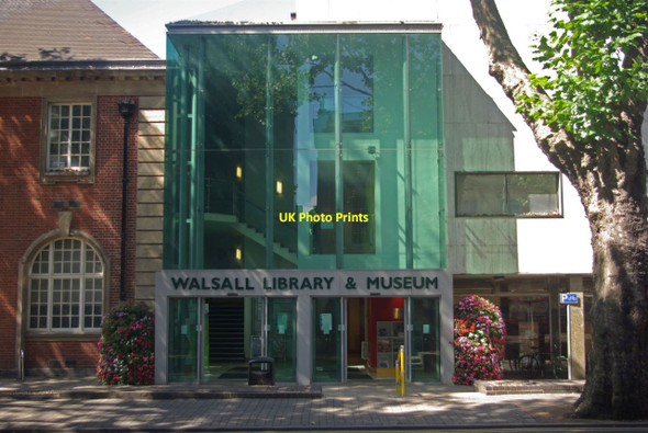 Photo 6"x4" Walsall Library and Museum Walsall c2011