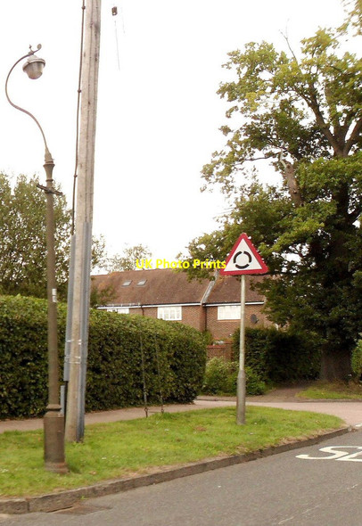 Photo 6"x4" Roundabout sign, Cuckfield Whitemans Green c2011