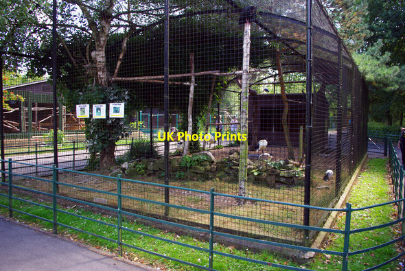 Photo 6"x4" Aviary at Birmingham Nature Centre Moor Green\/SP0682 c2011
