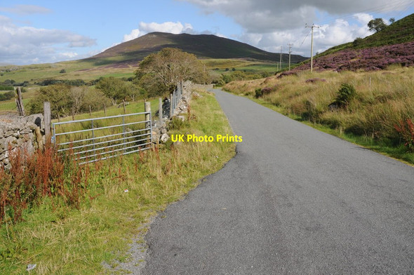Photo 6"x4" Road to the east of Arenig Llidiardau\/SH8738 c2011