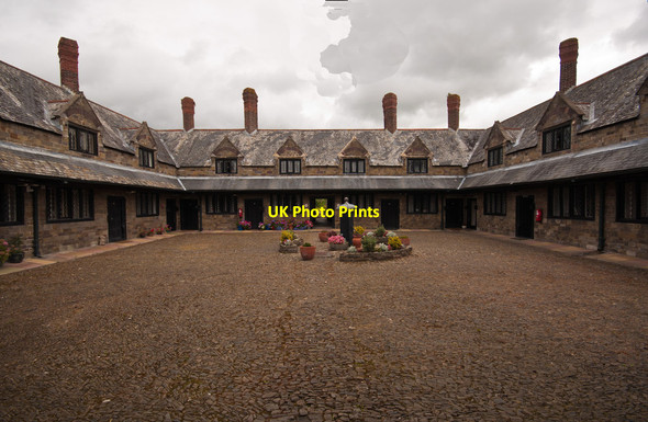 Photo 6"x4" Penrose Almshouses, Litchdon Street, Barnstaple Barnstaple c2011