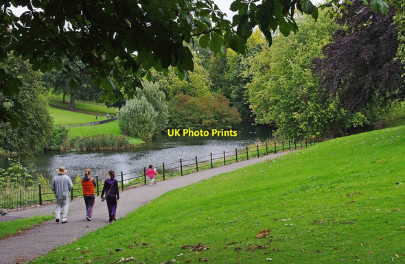 Photo 6"x4" Path by lake in Phoenix Park, Dublin Islandbridge c2010