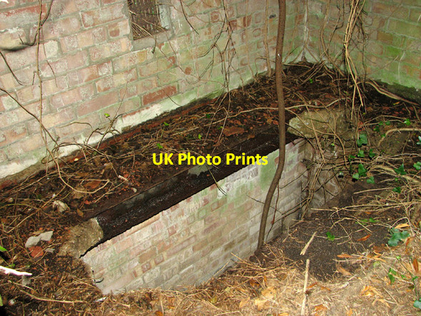 Photo 6"x4" Pumphouse interior Oulton Stret c2011