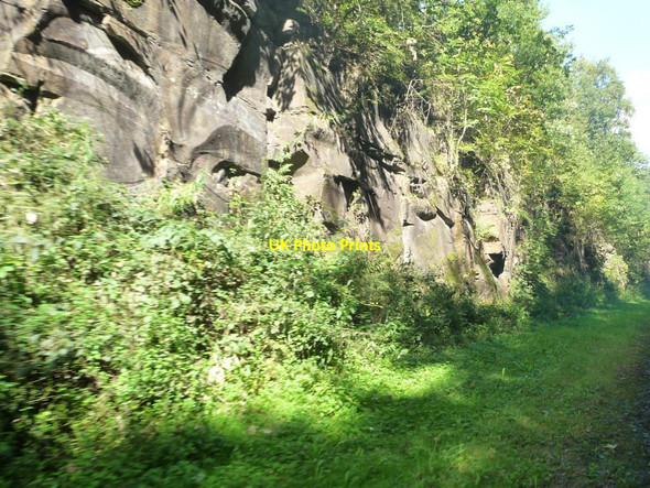 Photo 6"x4" Bare rock in the cutting Moor Head\/SE2212 c2011