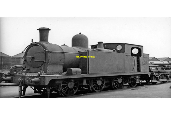 Photo 6"x4" Swindon Works: withdrawn ex-Barry Railway 0-6-2T as Works shunter Swindon\/SU1685 c1950