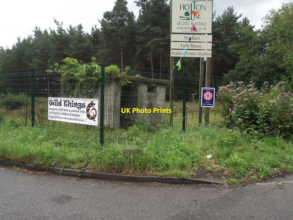Photo 6"x4" Former Naval checkpoint on Wareham Road Lytchett Minster c2011