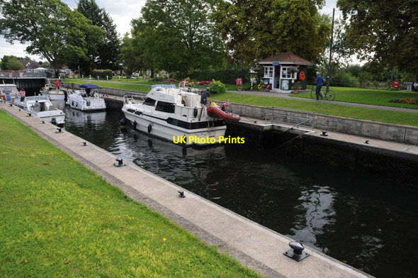 Photo 6"x4" Penton Hook Lock, River Thames Staines c2011 P1