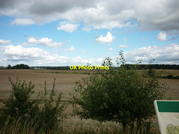 Photo 6"x4" The Lincolnshire Wolds from the High Street Benniworth c2011