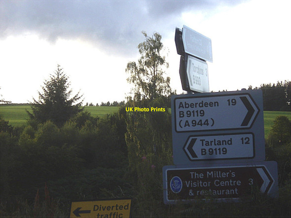 Photo 6"x4" Road sign at B993\/B9119 junction Comers c2011