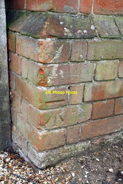 Photo 6"x4" Benchmark on #111 Crescent Road Reading c2011