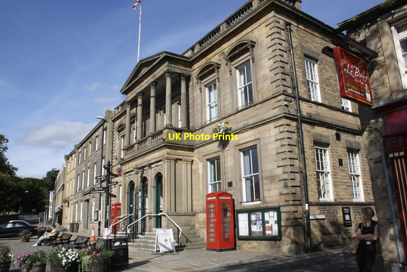 Photo 6"x4" Skipton Town Hall Skipton c2011